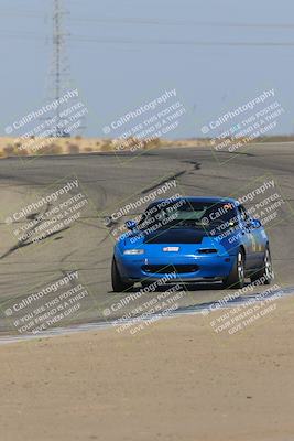 media/Oct-29-2022-CalClub SCCA (Sat) [[e05833b2e9]]/Race Group 3/Qualifying (Outside Grapevine)/